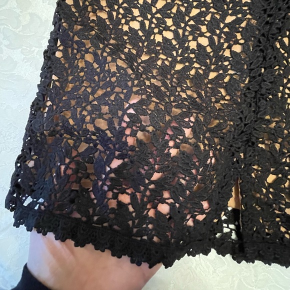 Kendall & Kylie Two piece skirt and top-NWOT-Black lace over nude underlay - Picture 5 of 6